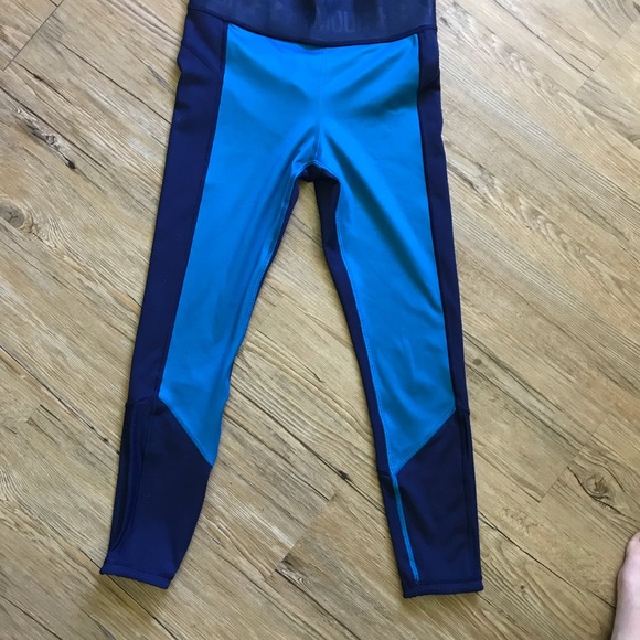 Reversible Under Armour leggings - Picture 4 of 7